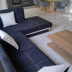 New!90sqm10minairport2bedrooms Διαμέρισμα