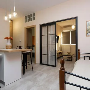  Apartament 3c's Thess :central, Cosy & Convenient